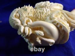 Unsmoked New S. YANIK Block MEERSCHAUM PIPE a Hand Feeding a Parrot -2