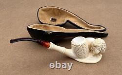 Vintage Lion scenery Block Meerschaum Pipe with custom case by OIKIBUS